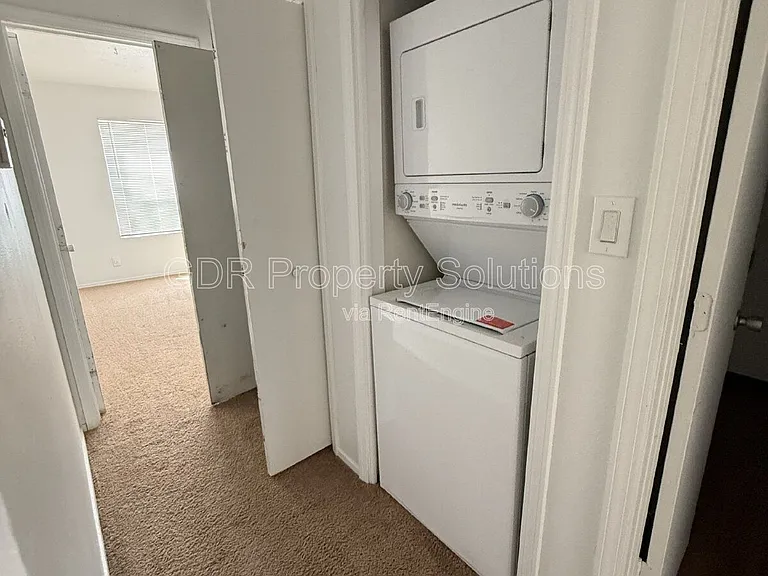 1928 Buena Vista Dr SE #A — Photo 13