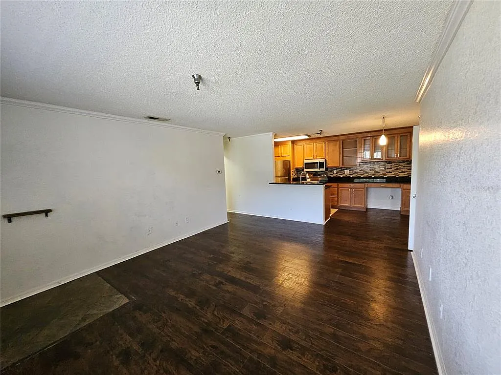 Building Photo - 10265 Gandy Blvd N #1003
