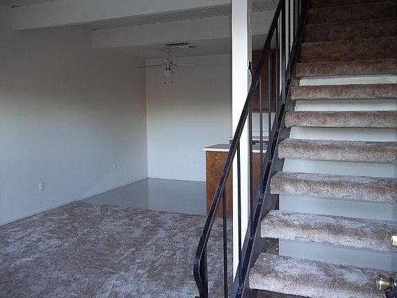 2nd image of 6088 N Fresno St #601