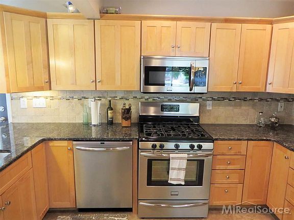 5th image of 1503 E 5th St