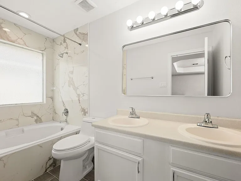 11914 E Vita Cir — Photo 23