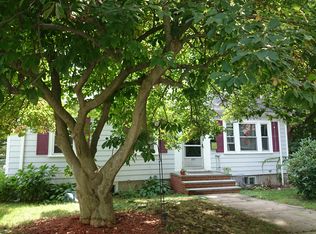 14 Emelia Ter, West Roxbury, MA 02132