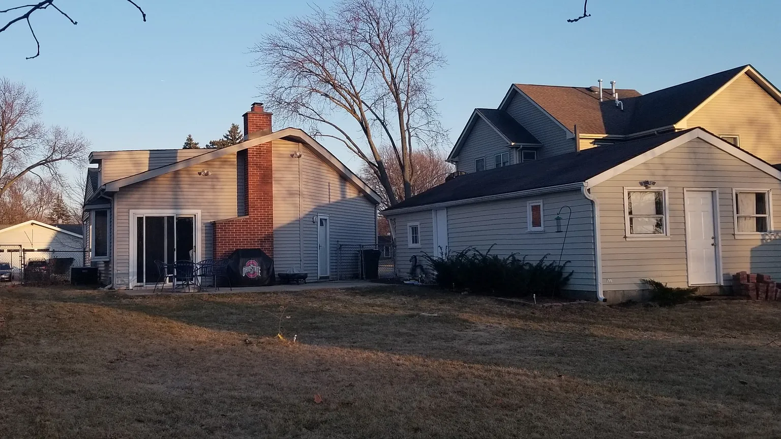 2307 School Dr photo 1