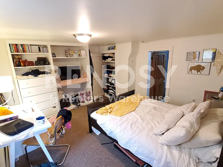 959 University Ave — Photo 13