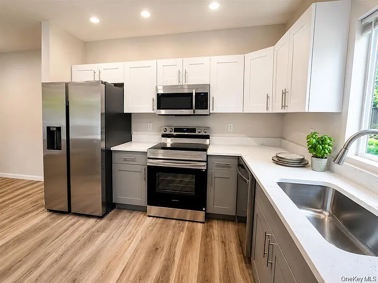 16 Dowd St #305 — Photo 3