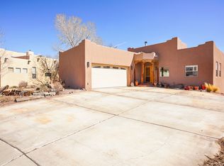 2408 Catalina Ct, Farmington, NM 87401