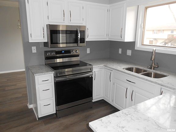 2nd image of 3412 Hazelwood Ct
