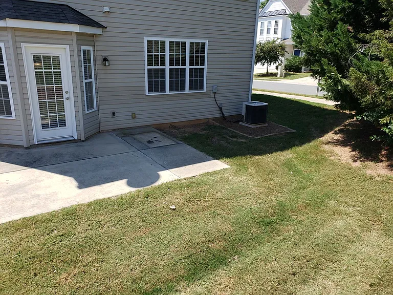 9460 Graywell Ln — Photo 31