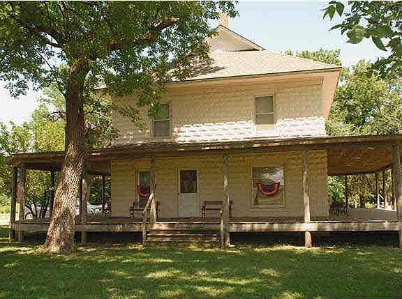 Front view from Hoover Rd