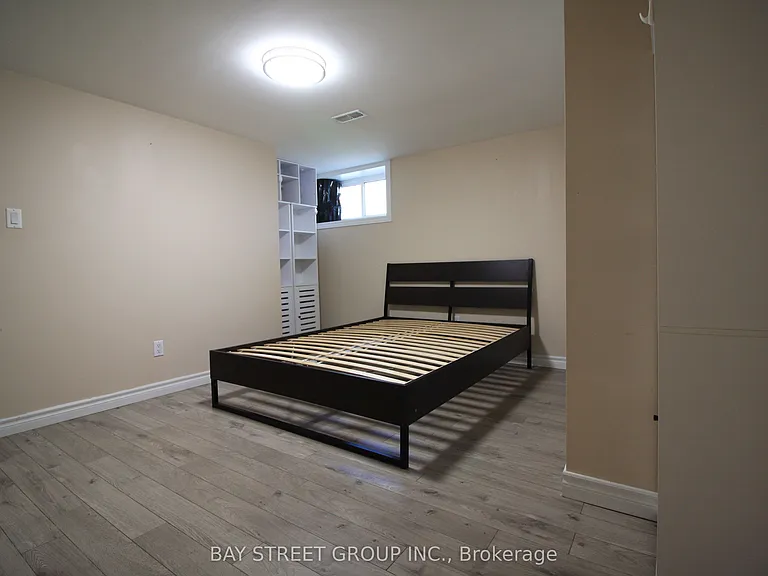 12973 Warden Ave — Photo 9