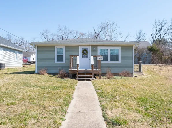 634 N Adams St, Bloomington, IN 47404