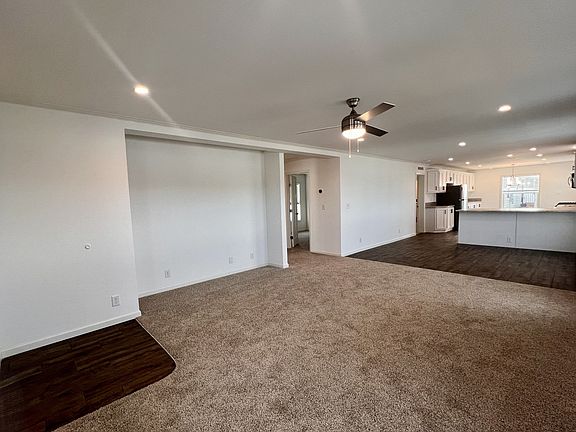 4th image of 1300 Whitetail Ave #156