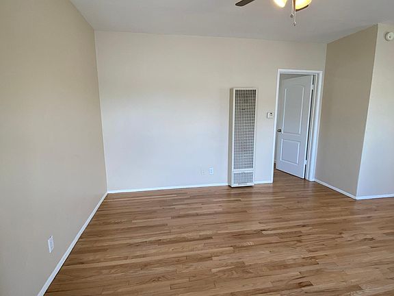 4th image of 934 16th St APT F