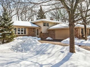 925 S Walnut Ave, Arlington Heights, IL