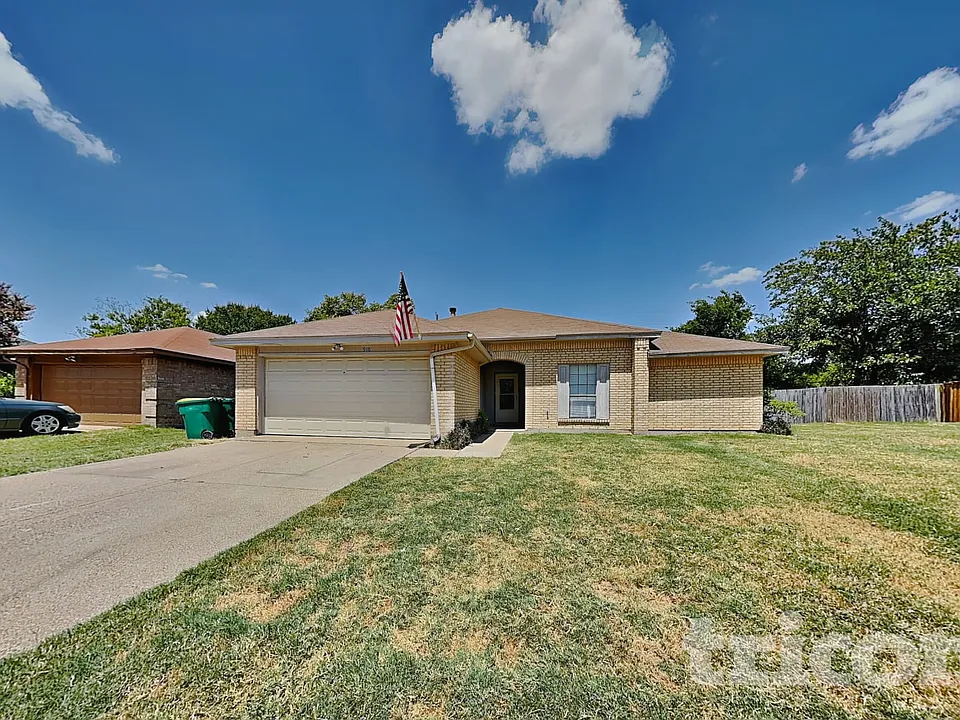 918 Elliott Dr