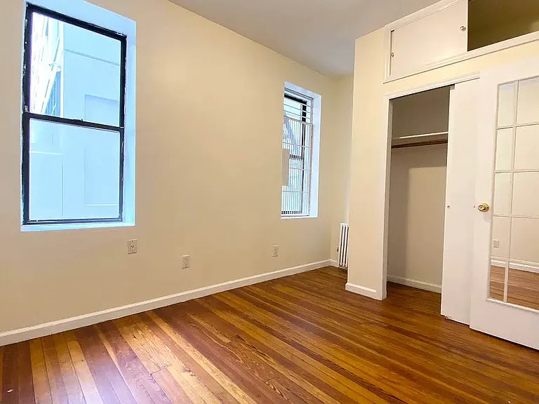 714 Amsterdam Ave #11 — Photo 5
