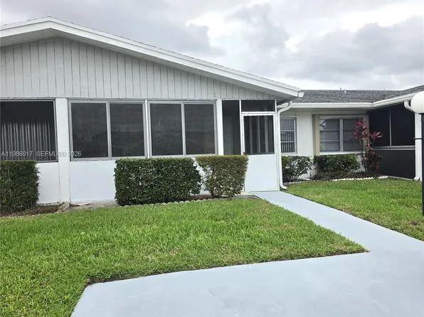 3471 Christopher St, West Palm Beach, FL 33417