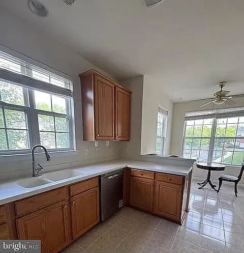 1 Cardiff Ct — Photo 27