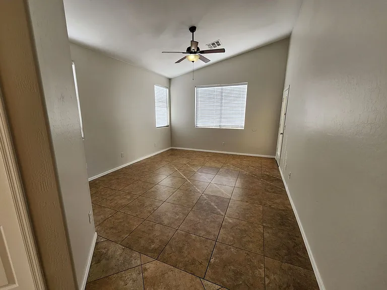 12547 W Glenrosa Dr — Photo 5