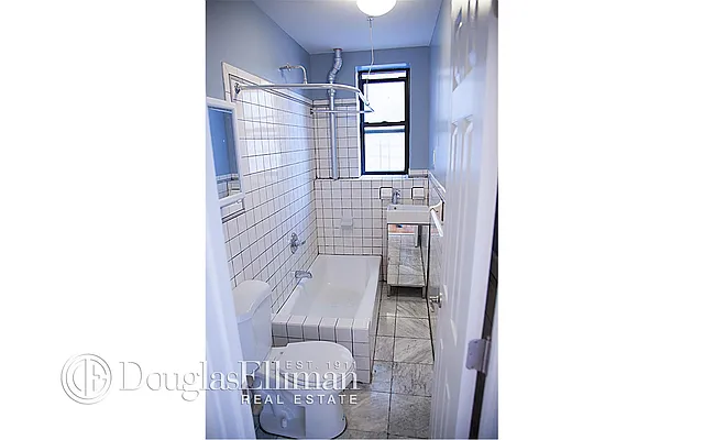 Rented by Douglas Elliman | media 21