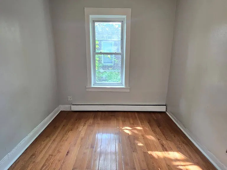 126 Bergen Ave #2A — Photo 7
