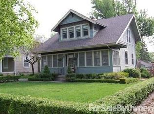 695 37th St, Des Moines, IA 50312