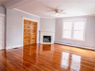 38 Sherman St, Hartford, CT 06105