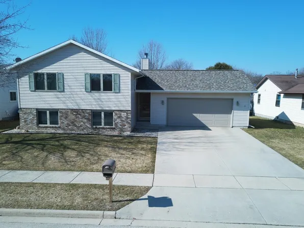 1601 Fairlawn Ave, Fond Du Lac, WI 54937