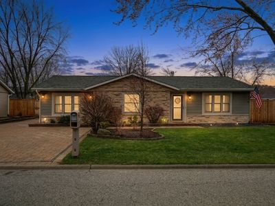 3861 Sutherland Dr, Park City, IL, 60085