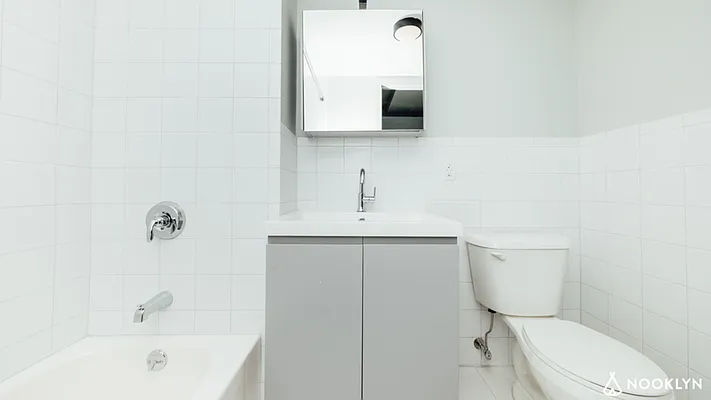 Rented by Nooklyn NYC LLC | media 20