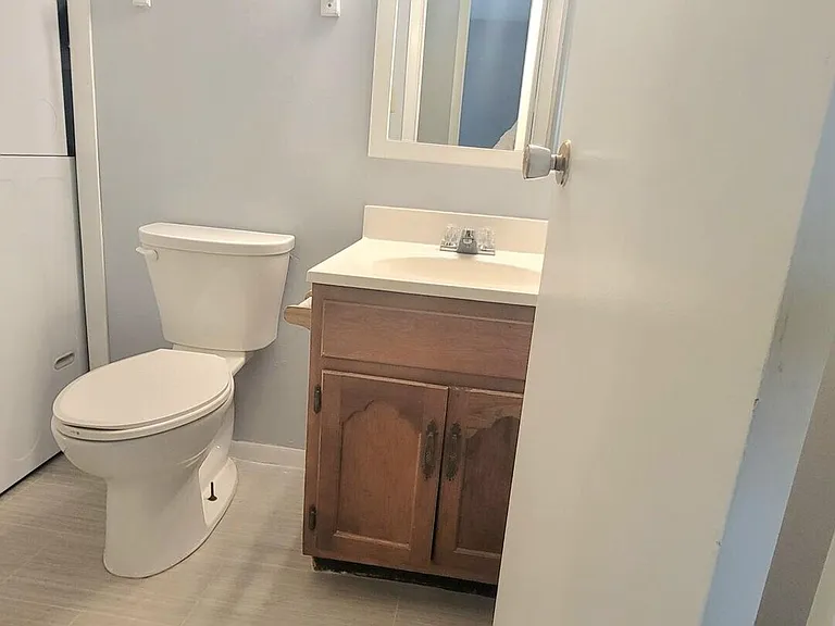4145 Camelot Dr — Photo 11