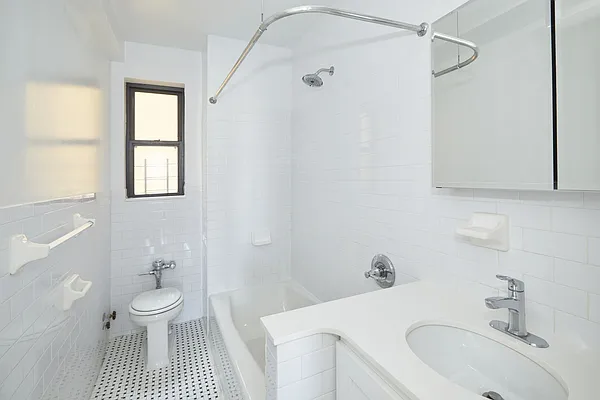 Rented by Brown Harris Stevens | media 17