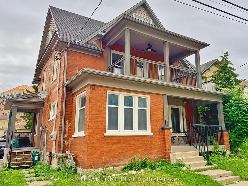 94 Scott St #2