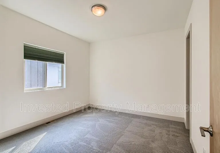2332 Decatur St #3 — Photo 21