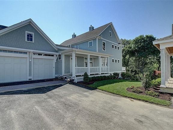 4th image of 57 Kettle Point Ave