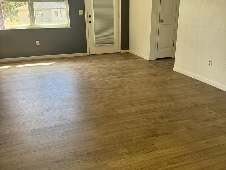 308 Violet Ln — Photo 21