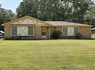 1208 Maple Ave, Cleveland, TX 77327