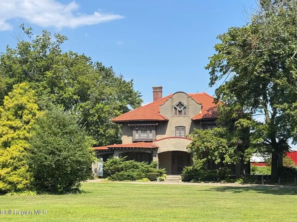 2323 Us Route 9, Hudson, NY 12534