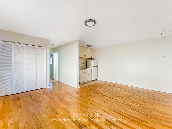 3rd image of 1219 47th Ave APT 6