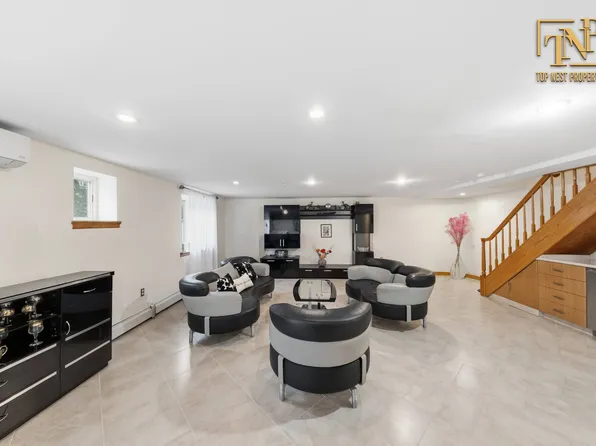 2800 East 29th Street image 14 of 22