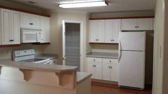 175 Oakland Dr — Photo 4