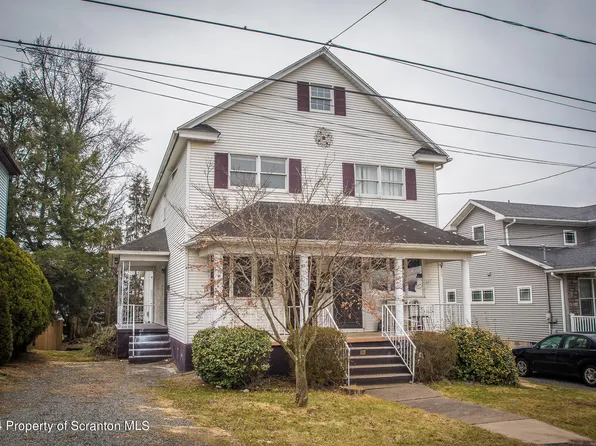 826-828 Dudley St, Throop, PA 18512