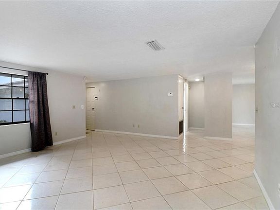 4th image of 615 Pinedale Ct