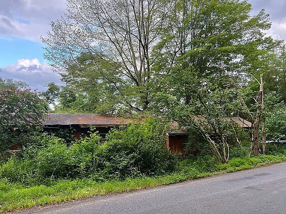 5th image of 333 Whitfield Rd