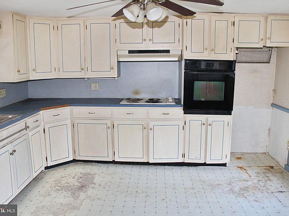 2nd image of 8087 Big Cove Tannery Rd
