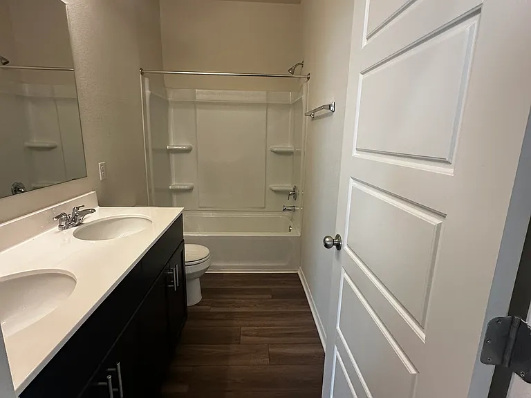 Cobb Branch Dr — Photo 23