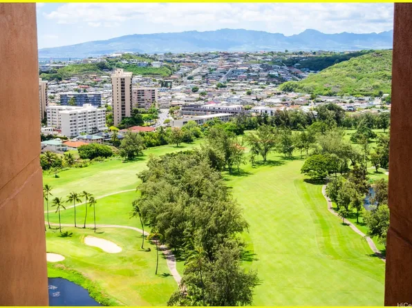 5333 Likini St APT 2504, Honolulu, HI 96818