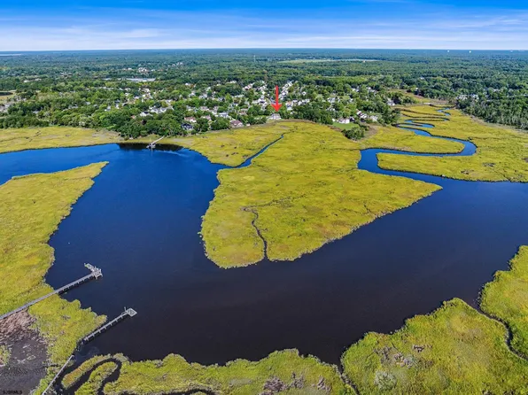 35 Stoney Creek Dr, Egg Harbor Township, NJ 08234