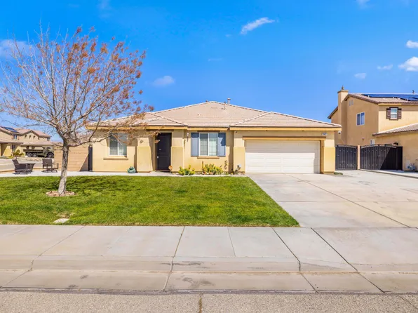 2427 Arboretum Ave, Rosamond, CA 93560