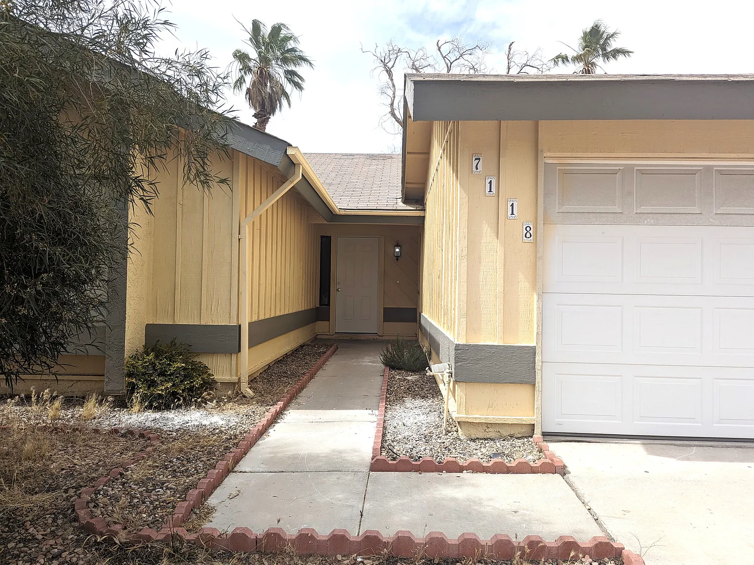 3 bed, 1280 sqft, $1,900 — Photo 3
